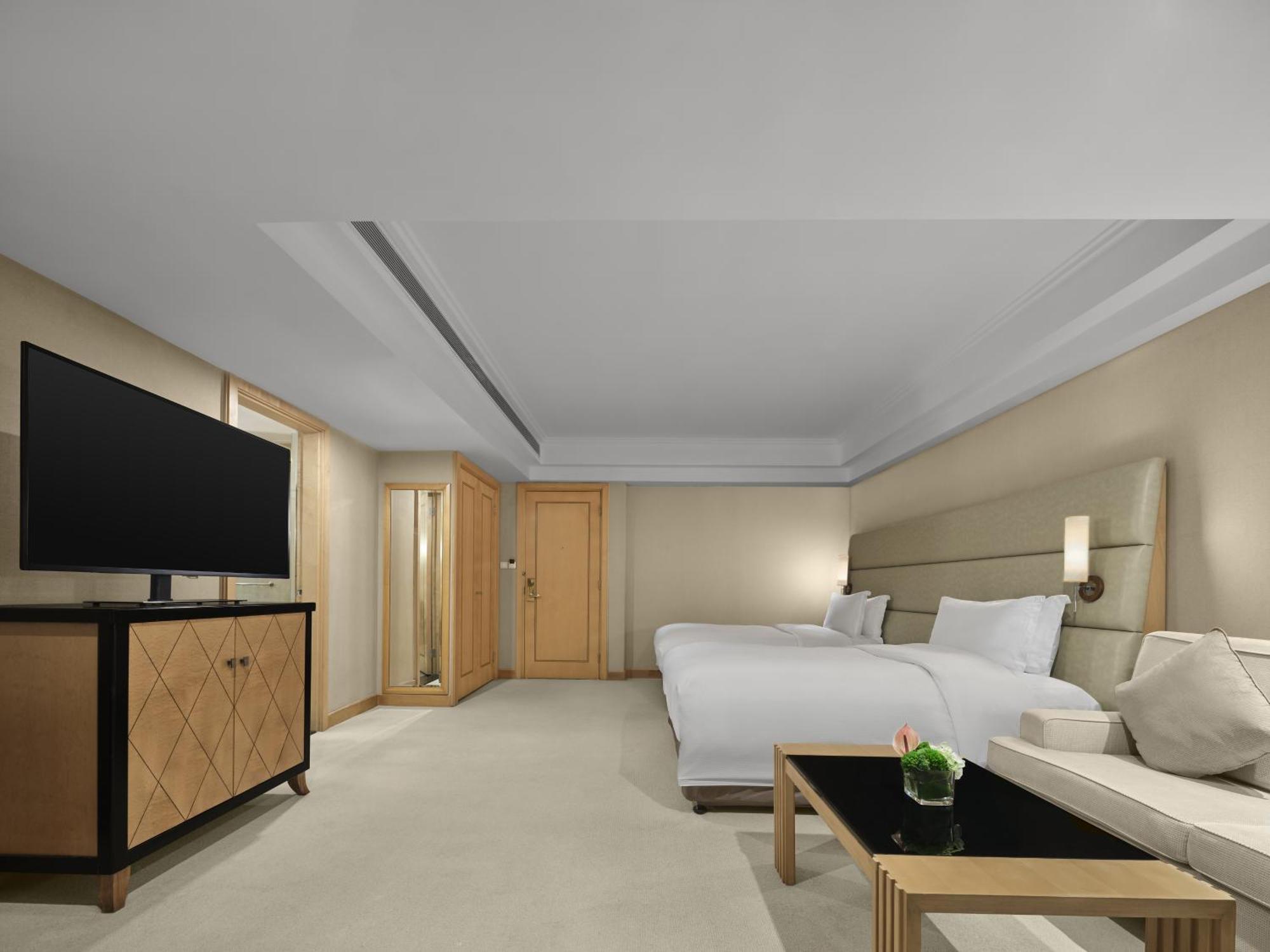 Doubletree By Hilton Pudong - Present Welcome Cookie Hotel