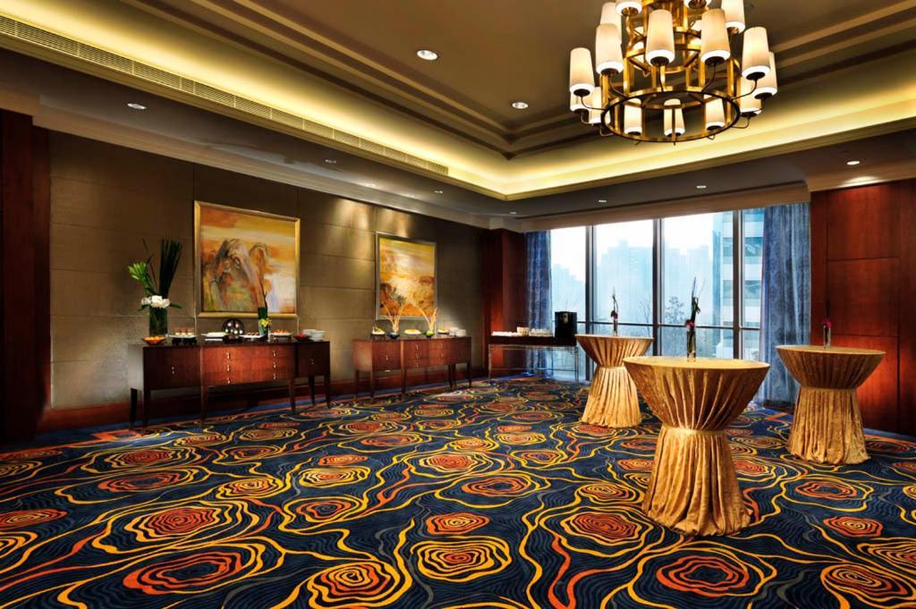 Hotel Doubletree By Hilton Pudong - Present Welcome Cookie 5*